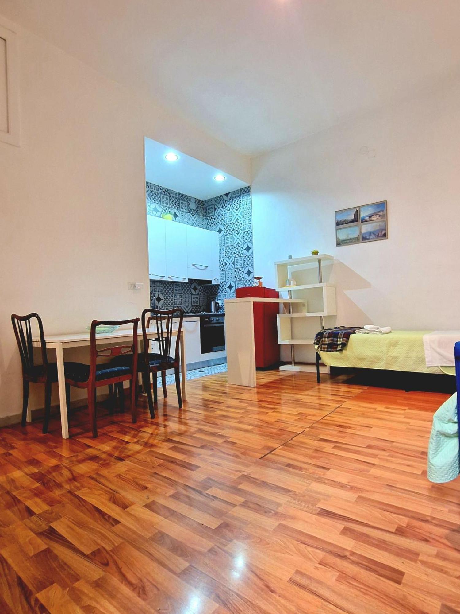 Il Sole Di Montesanto Sleep Welly Apartment Napoli Ngoại thất bức ảnh
